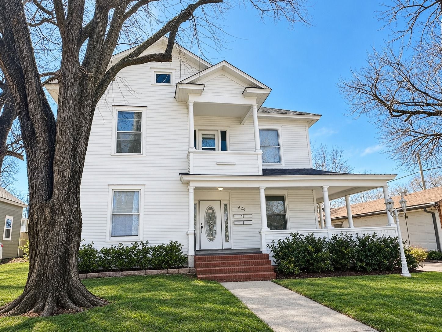 הבניין מהרחוב - 526 W Munson St, Denison, TX 75020