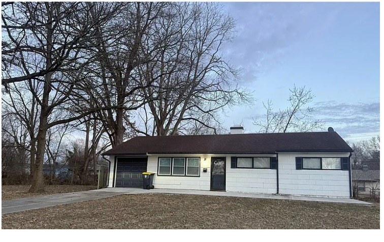 סלון - 11415 Richmond Ave, Kansas City, MO