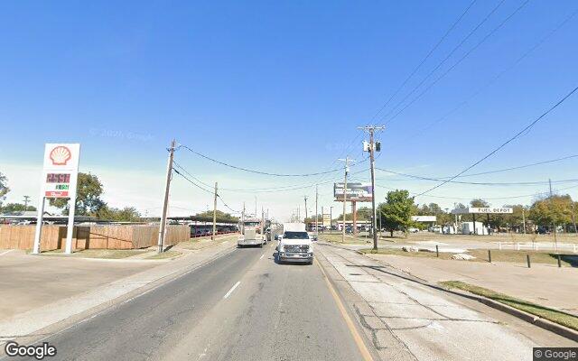 506 W Woodard, Cleburne - נכס לפיצול לשלושה חלקים
